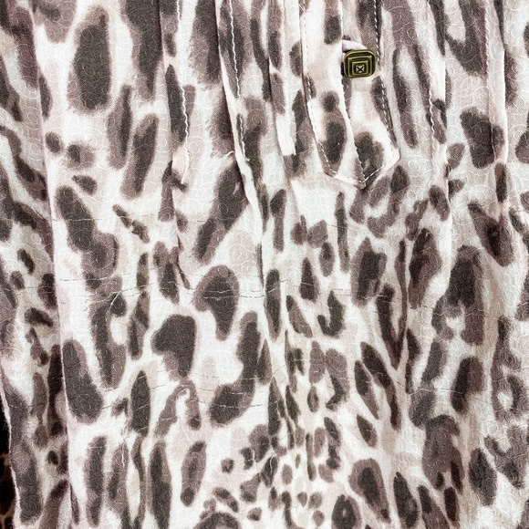 Anthropologie Maeve Leopard Pintuck Button Top 0 - Picture 8 of 9